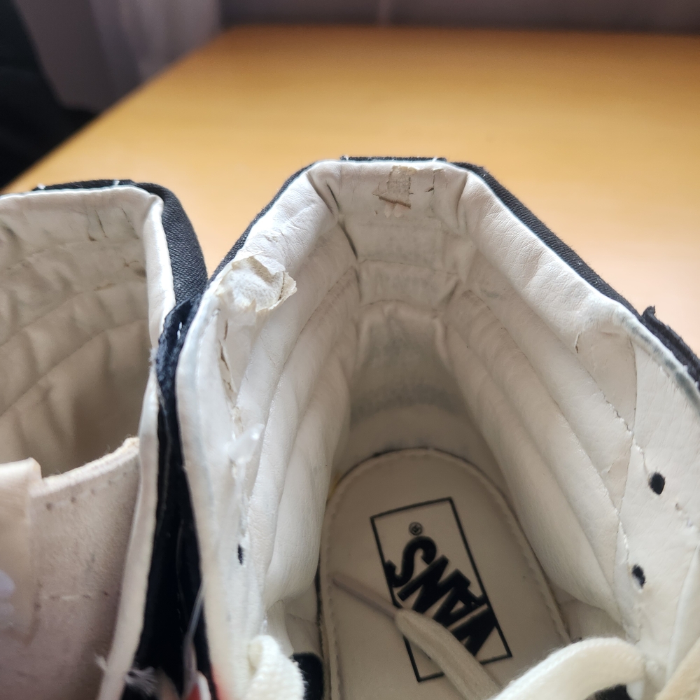 Vans Kids High-Top Sneakers - Black and Cream - Picture 4 of 4